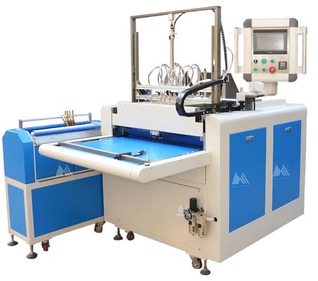 Fabricant de boîtes pliantes à quatre côtés