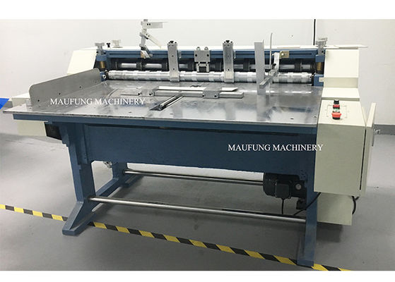 68 m/min 1250*1000 mm Machine de découpe de carton et de reliure de cahiers