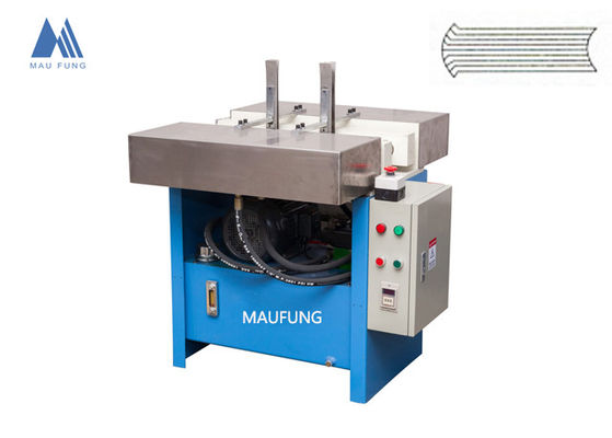 Machine de redondement et de remise en forme de blocs de livres pour cahiers d'ouvrages en couverture dure