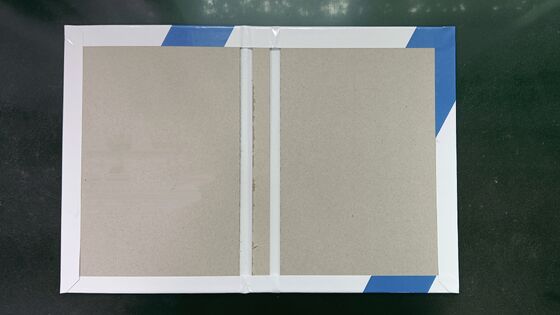 Machine d'emballage en carton gris à deux stations pour la fabrication de boîtiers de livres MF-SCM500A2